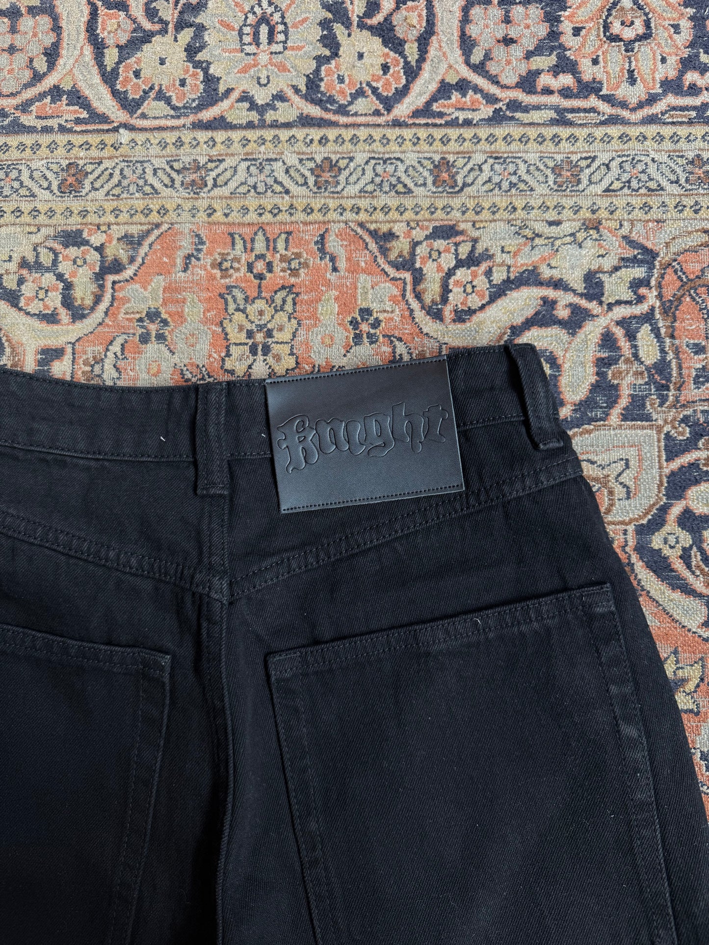 KV “Blackout” Jorts
