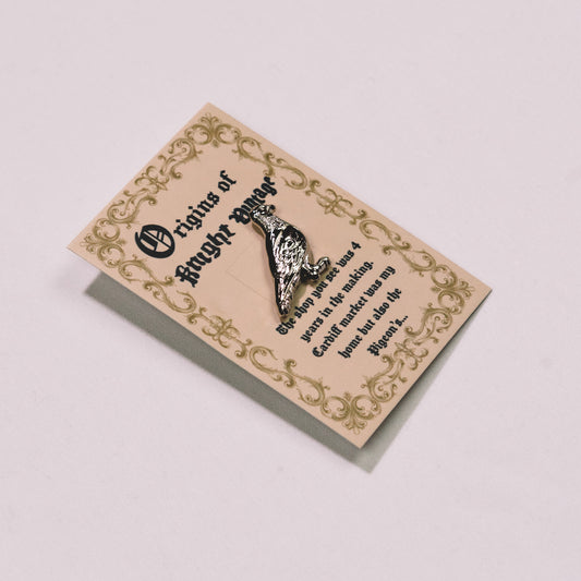 Knight Vintage Pigeon Pin Badge