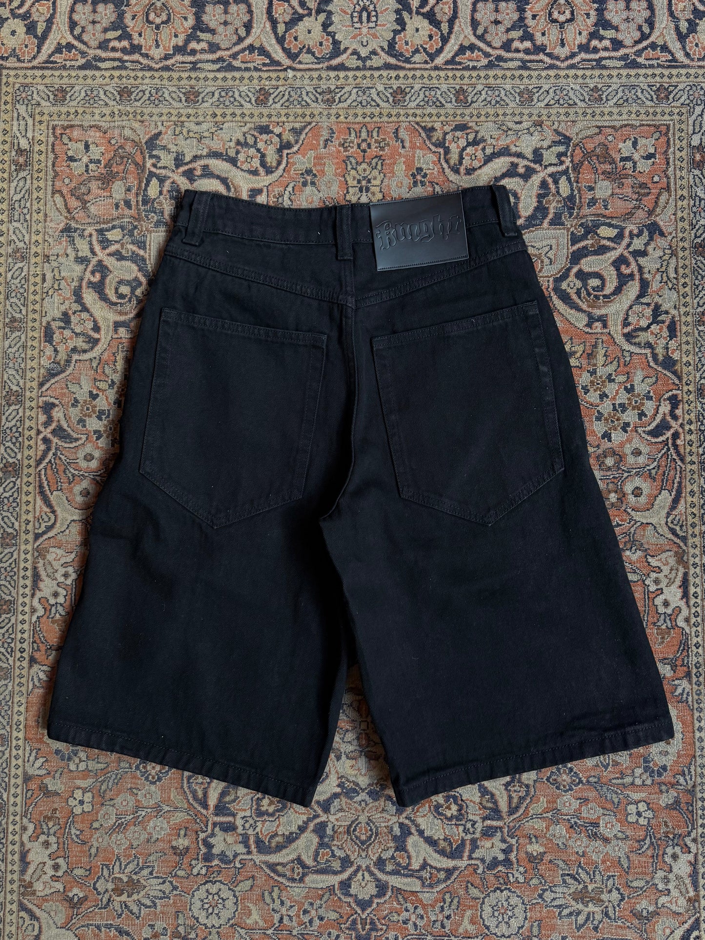 KV “Blackout” Jorts