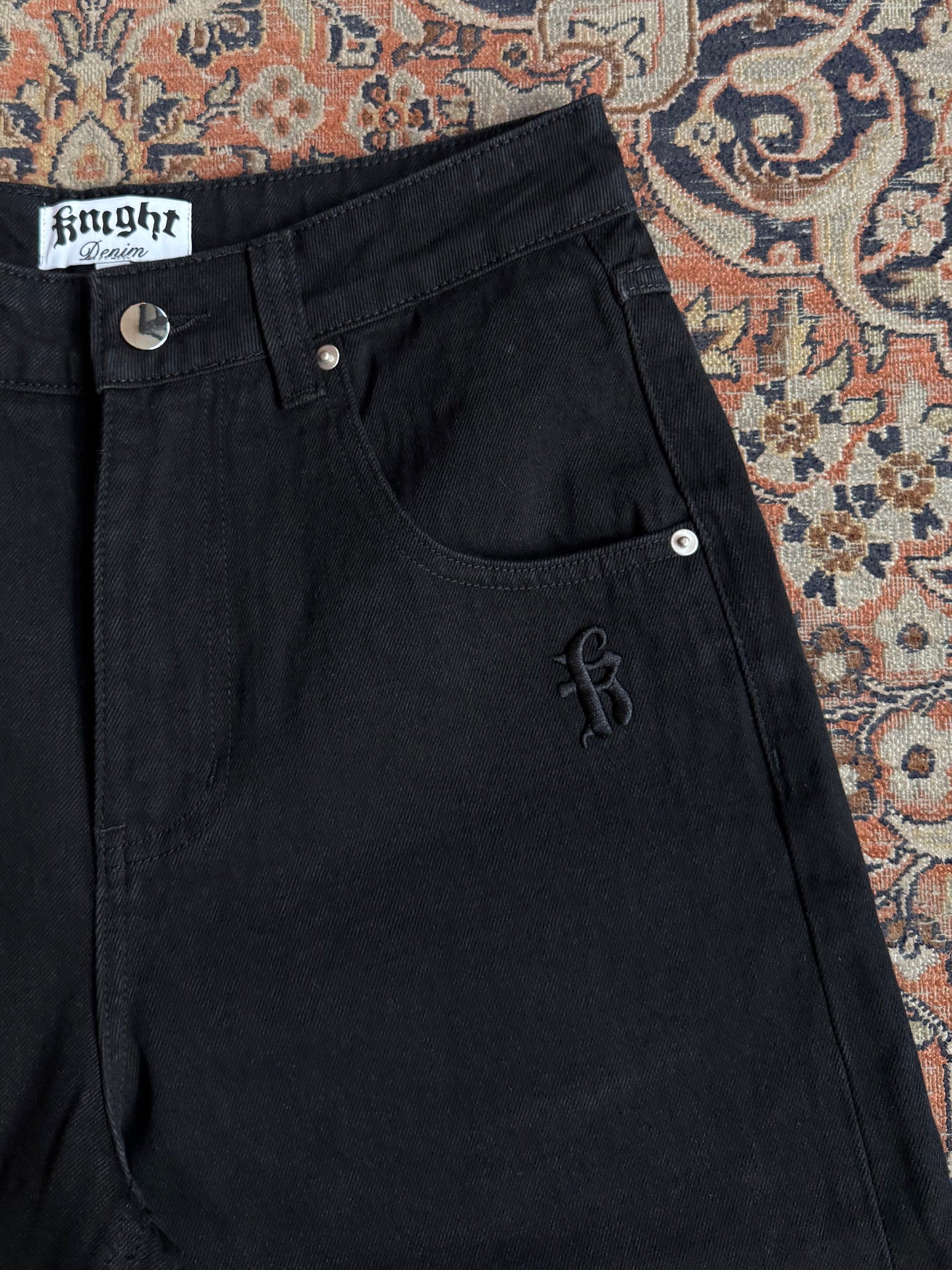 KV “Blackout” Jorts